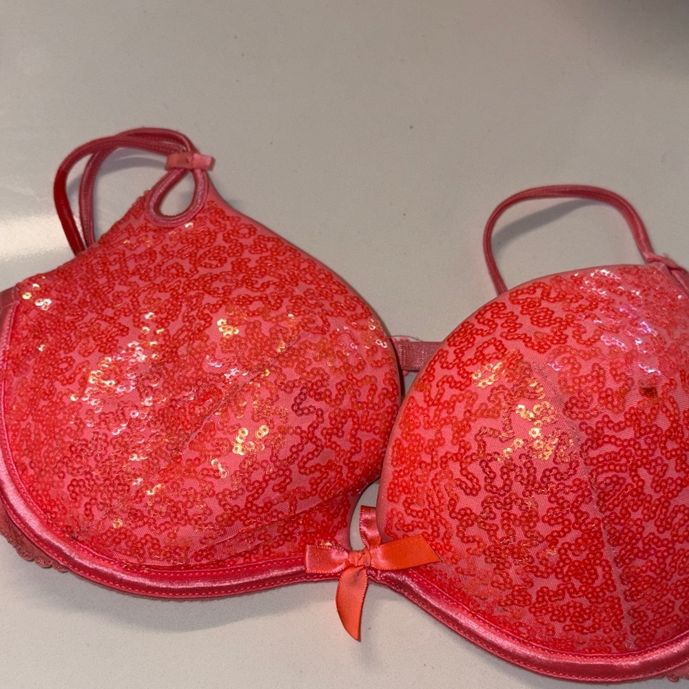 Victoria's Secret Sparkling Pink Bra Y2K